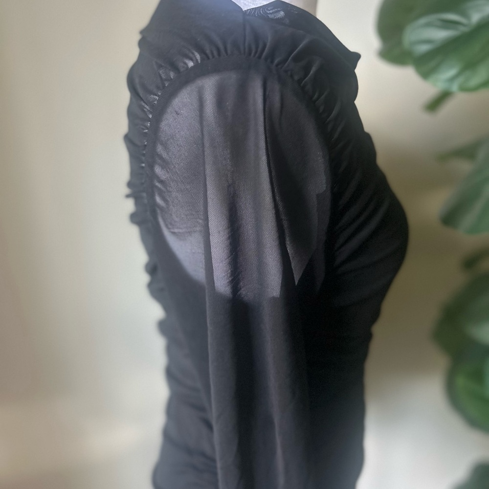 Elegant Black Long Sleeve Women's Top - Picture 4 of 16